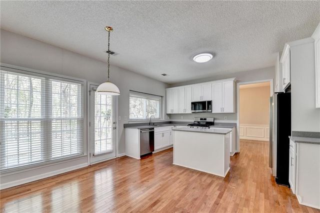 2163 Soque River Drive, Duluth, GA 30097