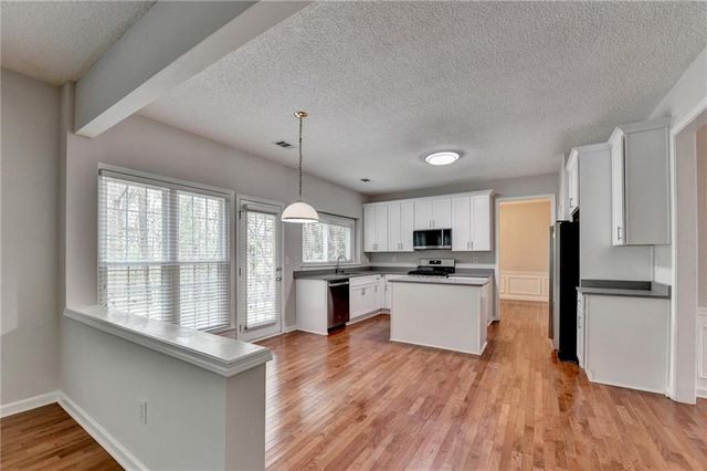 2163 Soque River Drive, Duluth, GA 30097