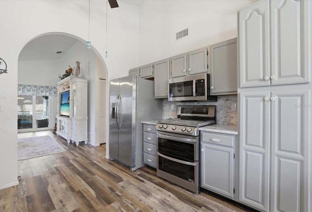 86 HIGHLAND ROAD, Tarpon Springs, FL 34689