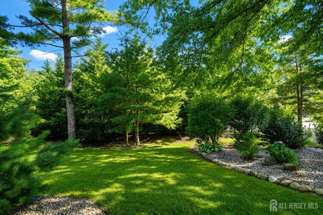 101 Fawn Drive, Old Bridge, NJ 07747