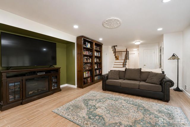 101 Fawn Drive, Old Bridge, NJ 07747