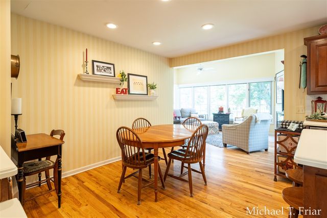 6479 Ridgemont Drive, Grand Rapids, MI 49546