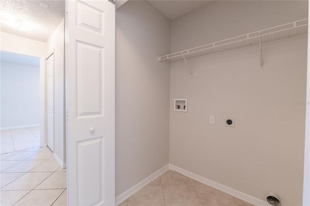 719 VERSAILLES LANE, Kissimmee, FL 34759
