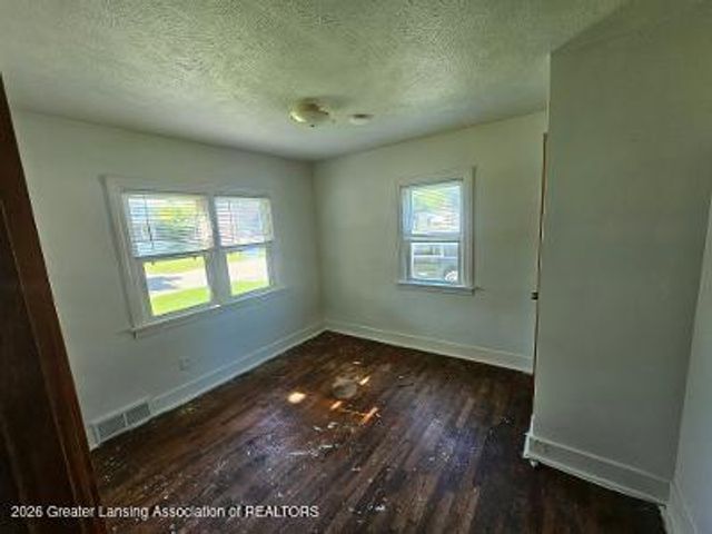 420 N Grace Street, Lansing, MI 48917