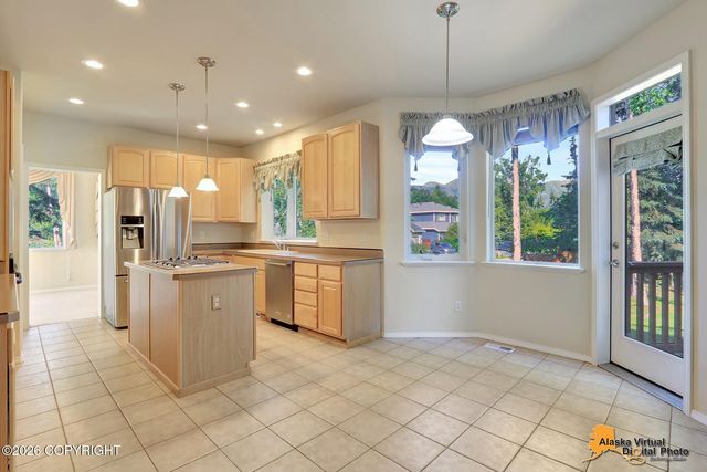 8747 Inyo Circle, Eagle River, AK 99577