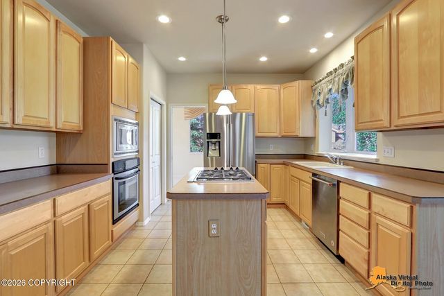 8747 Inyo Circle, Eagle River, AK 99577