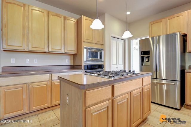 8747 Inyo Circle, Eagle River, AK 99577