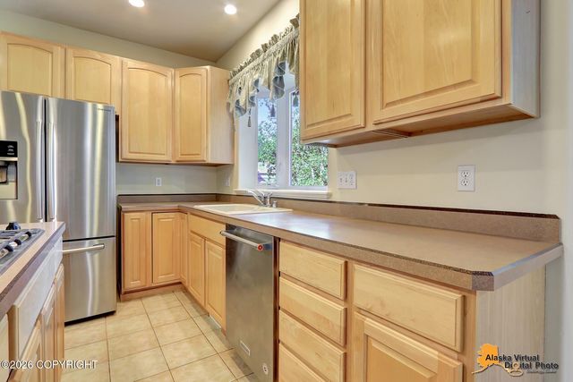 8747 Inyo Circle, Eagle River, AK 99577