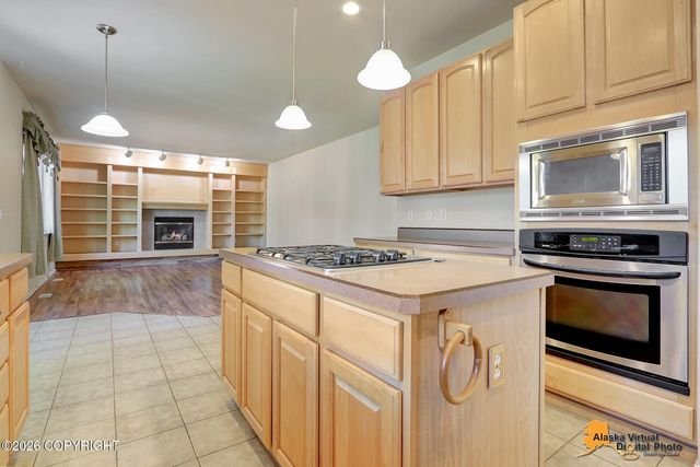8747 Inyo Circle, Eagle River, AK 99577