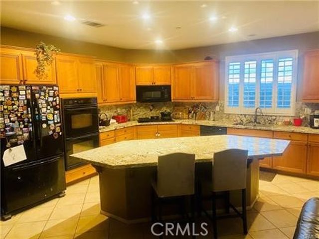 7522 Aloe Court, Highland, CA 92346