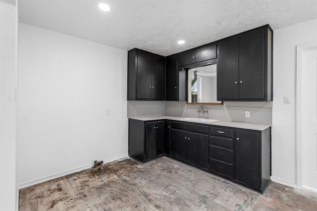 1170 County Road 284, Alvin, TX 77511