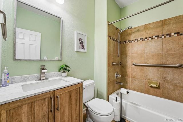 10566 Tracewood Circle, Littleton, CO 80130