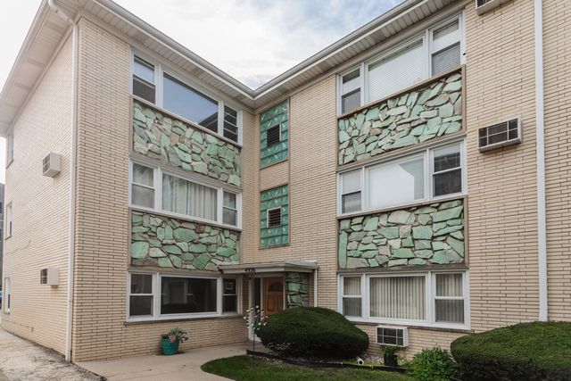 4926 N Lester Avenue 1W, Chicago, IL 60630