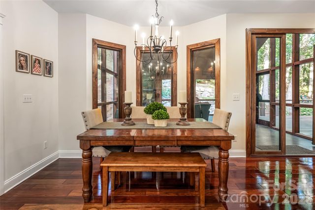 22 Rosebay Lane, Asheville, NC 28803