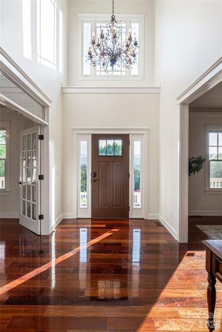 22 Rosebay Lane, Asheville, NC 28803