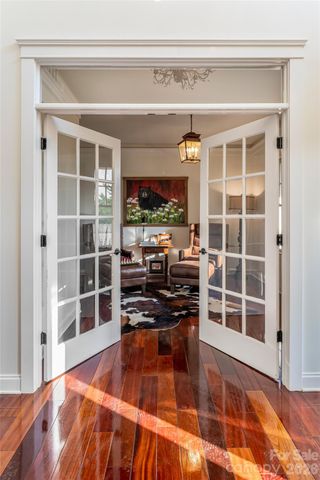 22 Rosebay Lane, Asheville, NC 28803