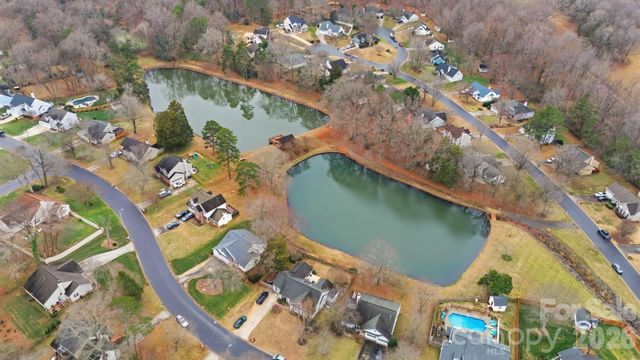 165 Edgewater Drive NW, Concord, NC 28027