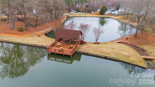 165 Edgewater Drive NW, Concord, NC 28027