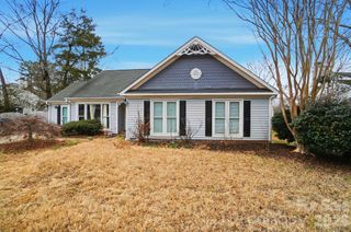 165 Edgewater Drive NW, Concord, NC 28027