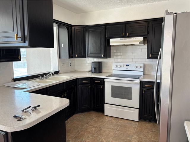 608 SW 133rd Street, Oklahoma City, OK 73170