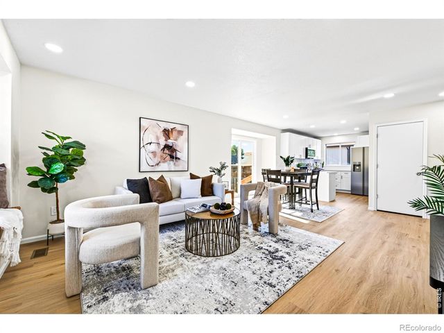 417 Greenway Lane, Broomfield, CO 80020