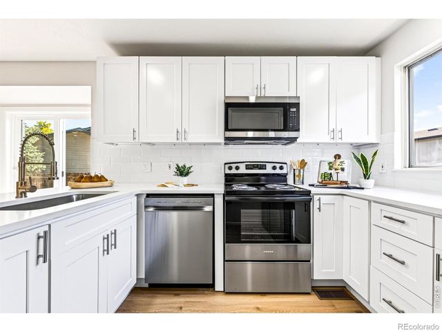 417 Greenway Lane, Broomfield, CO 80020