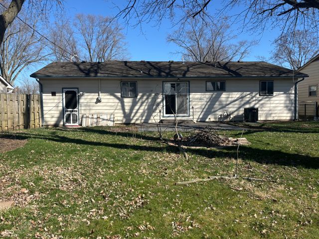 413 Linden Lane, Plainfield, IN 46168