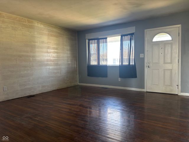 413 Linden Lane, Plainfield, IN 46168