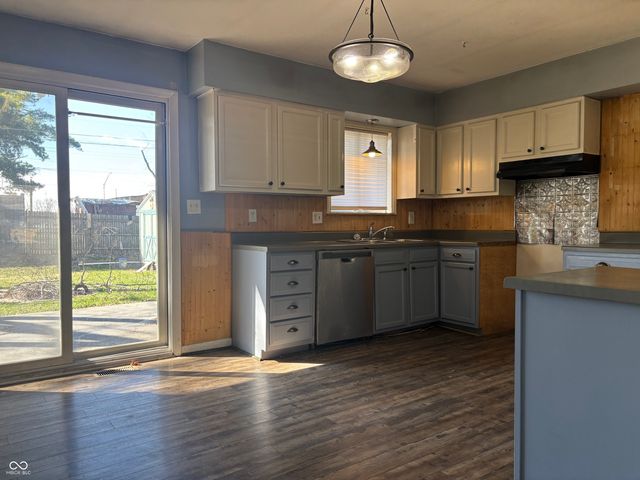 413 Linden Lane, Plainfield, IN 46168