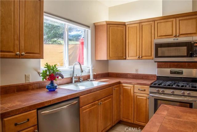 3199 Eton Road, Cambria, CA 93428
