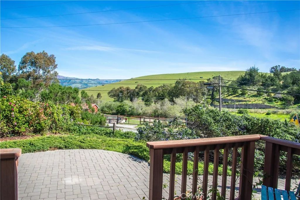 3199 Eton Road, Cambria, CA 93428