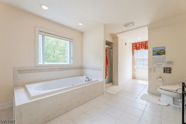 42 Stephens Mill Rd, Mount Olive Twp., NJ 07840