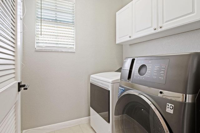 622 Castle Drive, Palm Beach Gardens, FL 33410