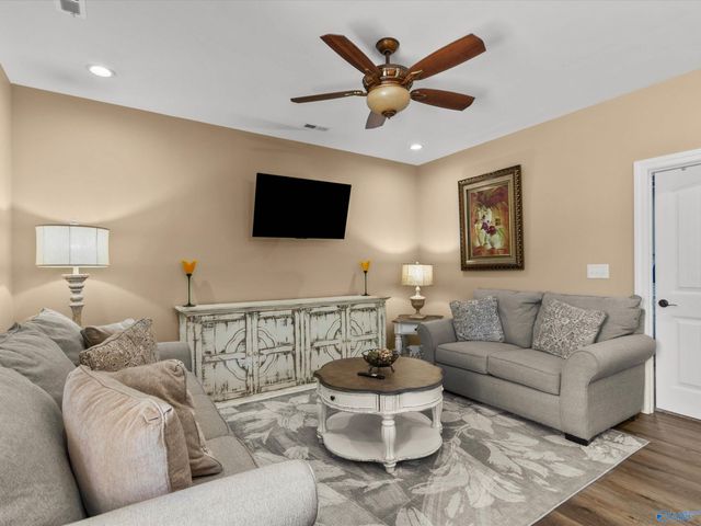 19977 Easter Ferry Road, Athens, AL 35614