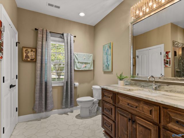 19977 Easter Ferry Road, Athens, AL 35614