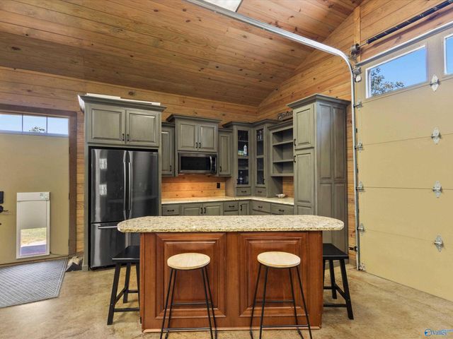 19977 Easter Ferry Road, Athens, AL 35614