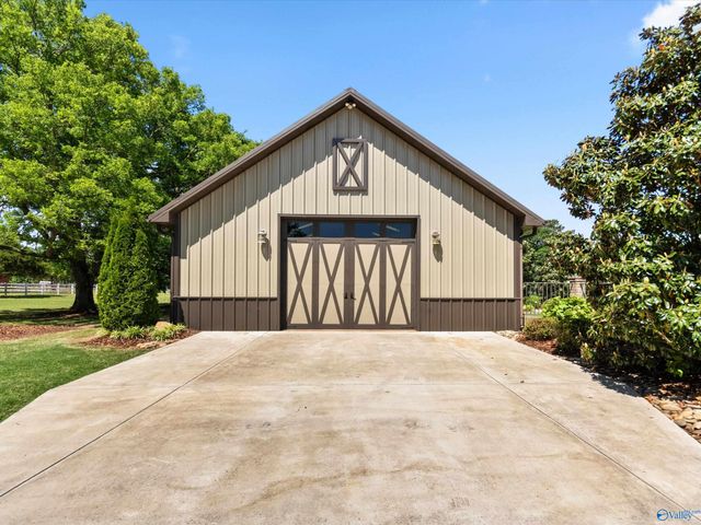 19977 Easter Ferry Road, Athens, AL 35614