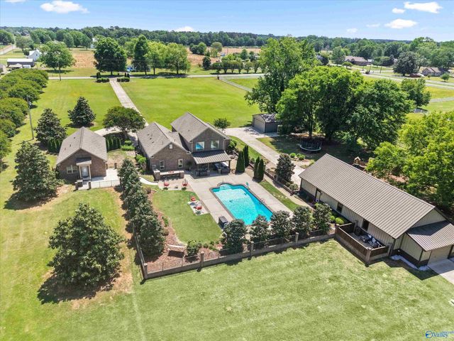 19977 Easter Ferry Road, Athens, AL 35614