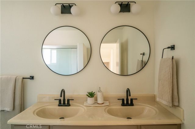 1966 Sunny Heights Drive, Los Angeles, CA 90065