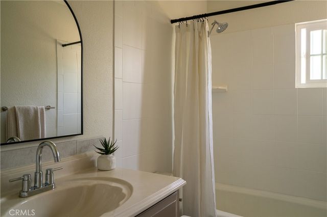 1966 Sunny Heights Drive, Los Angeles, CA 90065