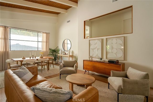 1966 Sunny Heights Drive, Los Angeles, CA 90065