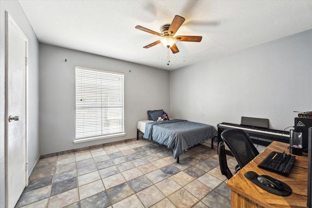 18515 Egret Bay Boulevard 808, Webster, TX 77058