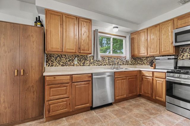 2345 E Textile Road, Ann Arbor, MI 48108