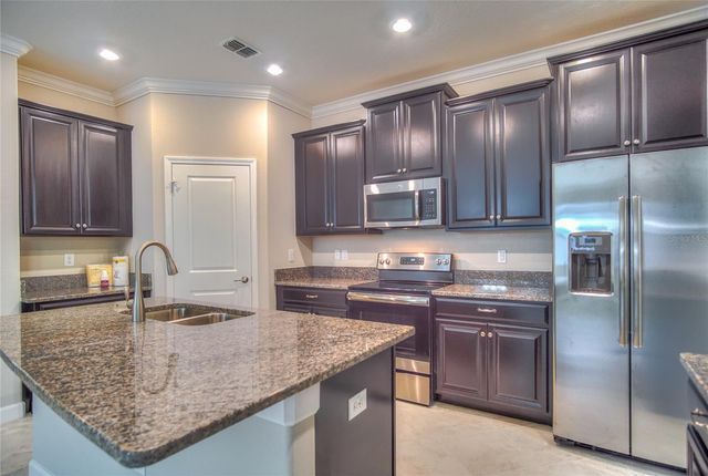 1212 MONTGOMERY BELL ROAD, Wesley Chapel, FL 33543