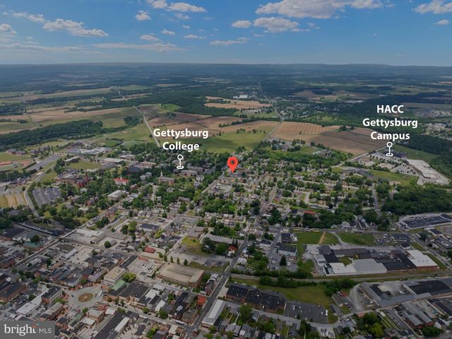343 CARLISLE ST, Gettysburg, PA 17325