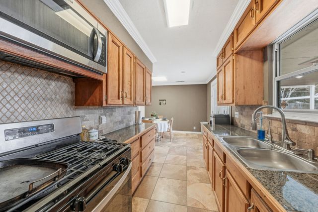 1530 Carson Drive, Mesquite, TX 75149