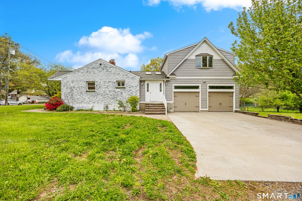 1195 New Britain Avenue, West Hartford, CT 06110