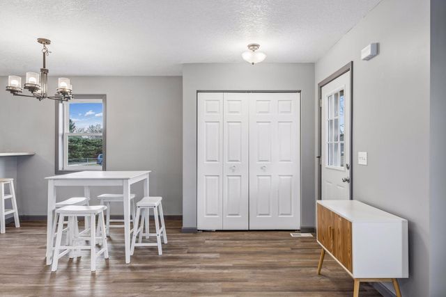 1167 Rich River Way, New Richmond, WI 54017