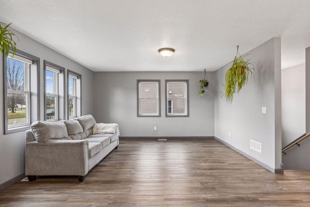 1167 Rich River Way, New Richmond, WI 54017