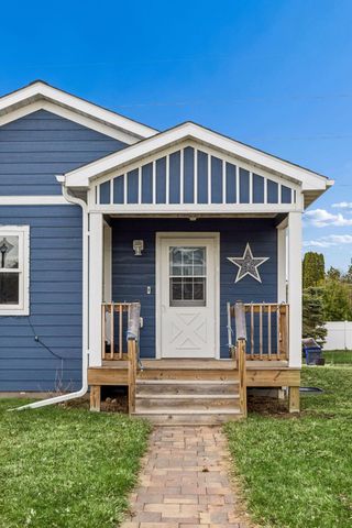 1167 Rich River Way, New Richmond, WI 54017